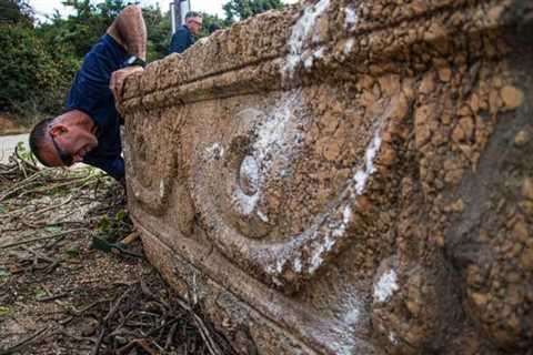 Decorated Roman Coffins Defended From Afterlife Threats