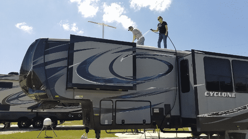 10 Basic RV Maintenance Tips to Keep Your RV in Great Shape