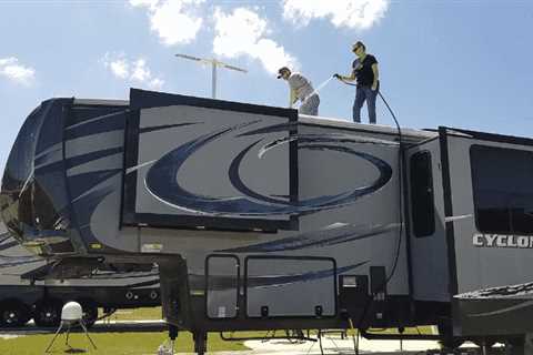 10 Basic RV Maintenance Tips to Keep Your RV in Great Shape