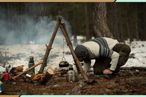 How to Start a Fire in the Wilderness With Bushcraft